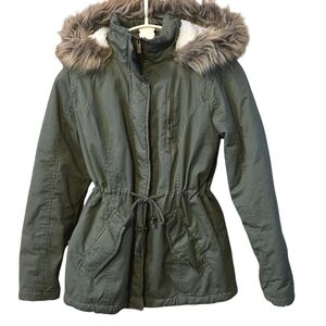 rue21 Womens L Olive Green Fur Trim Parka Drawstring Hood Zip Snap Coat